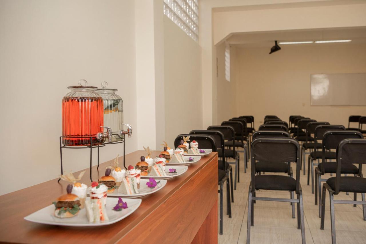 By Cassana Hotel