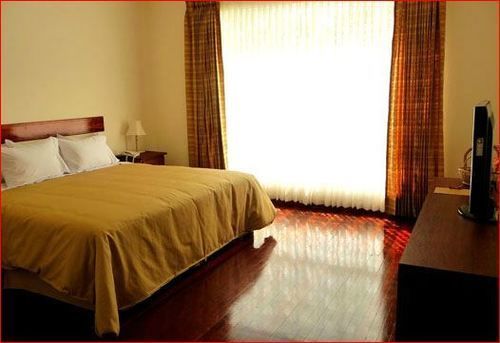 By Cassana Hotel Cayma